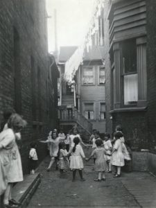 Children in Tenement Section, Chicago, 1923. Image courtesy of Wisconsin Historical Society, ID: 82770