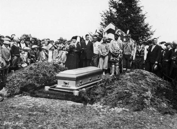 Mourners gathered around internment site for Chief Kahquados 